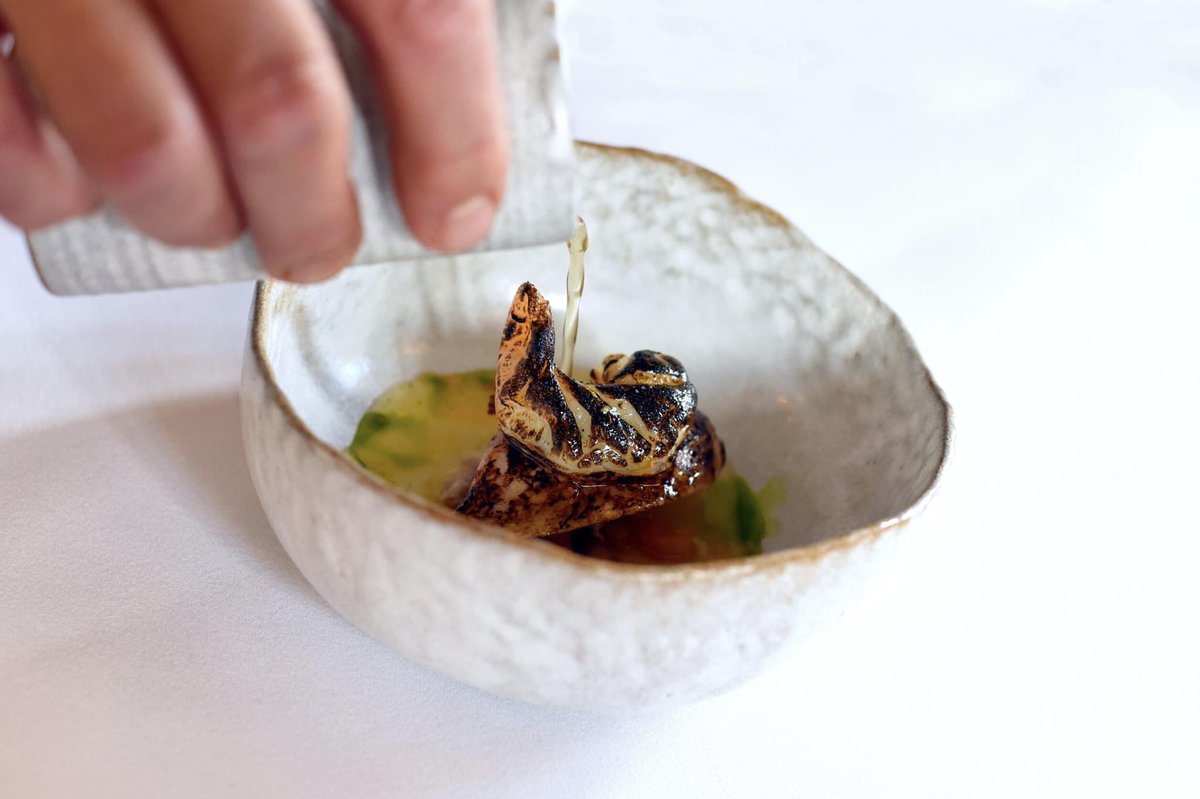 We re-open this Wednesday 12th January! Beat the January blues by joining us for lunch or dinner. 😋

You can book your table here: bit.ly/3FVN2Mr