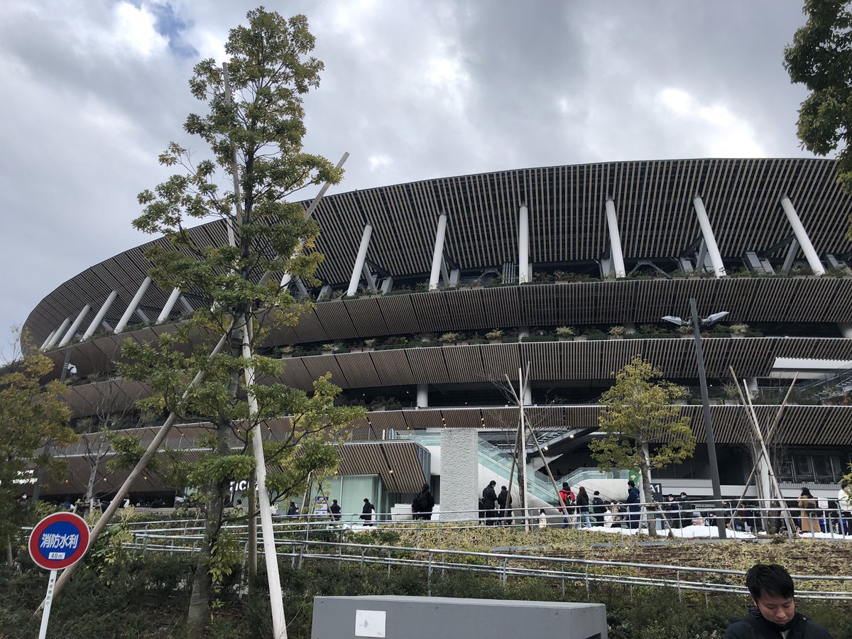 plussuger's tweet photo. 新国立競技場。 https://t.co/pjFyLyBfTw