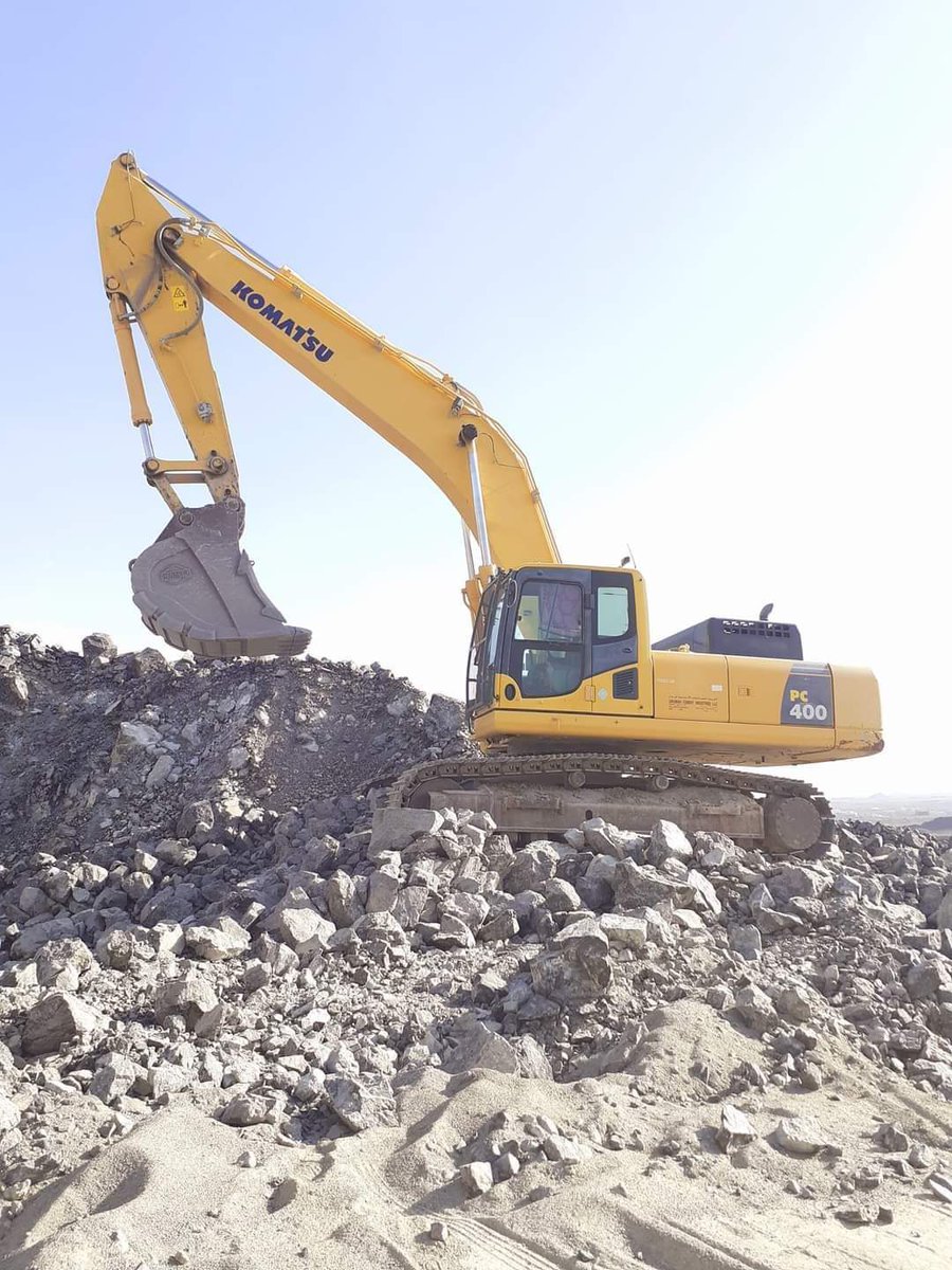 Good morning I have the  following plant available for hire
1. Grader
2.front end loaders
3.35 ton excavator.
4. Water bowser truck (18 000L)
5. 10 cubes tipper trucks.

0640087541
0823635091

Please RT 🙏🙏