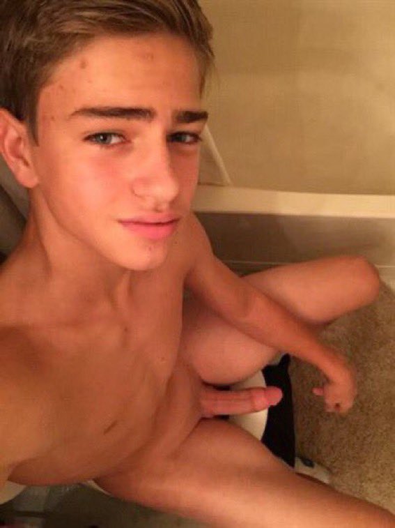 It’s one of my twinks who just became 18 and act like a real slut!
He let him used all the way!
Deeptroath