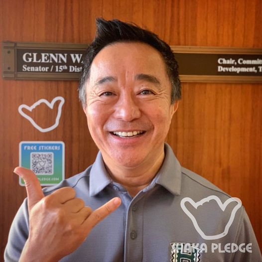 Senator Glenn Wakai becomes our first Shaka Pledge Ambassador. SenGlenn has been a huge supporter of this #malamahawaii program serving as moderator for multiple Shaka Summit sessions. #shakapledge