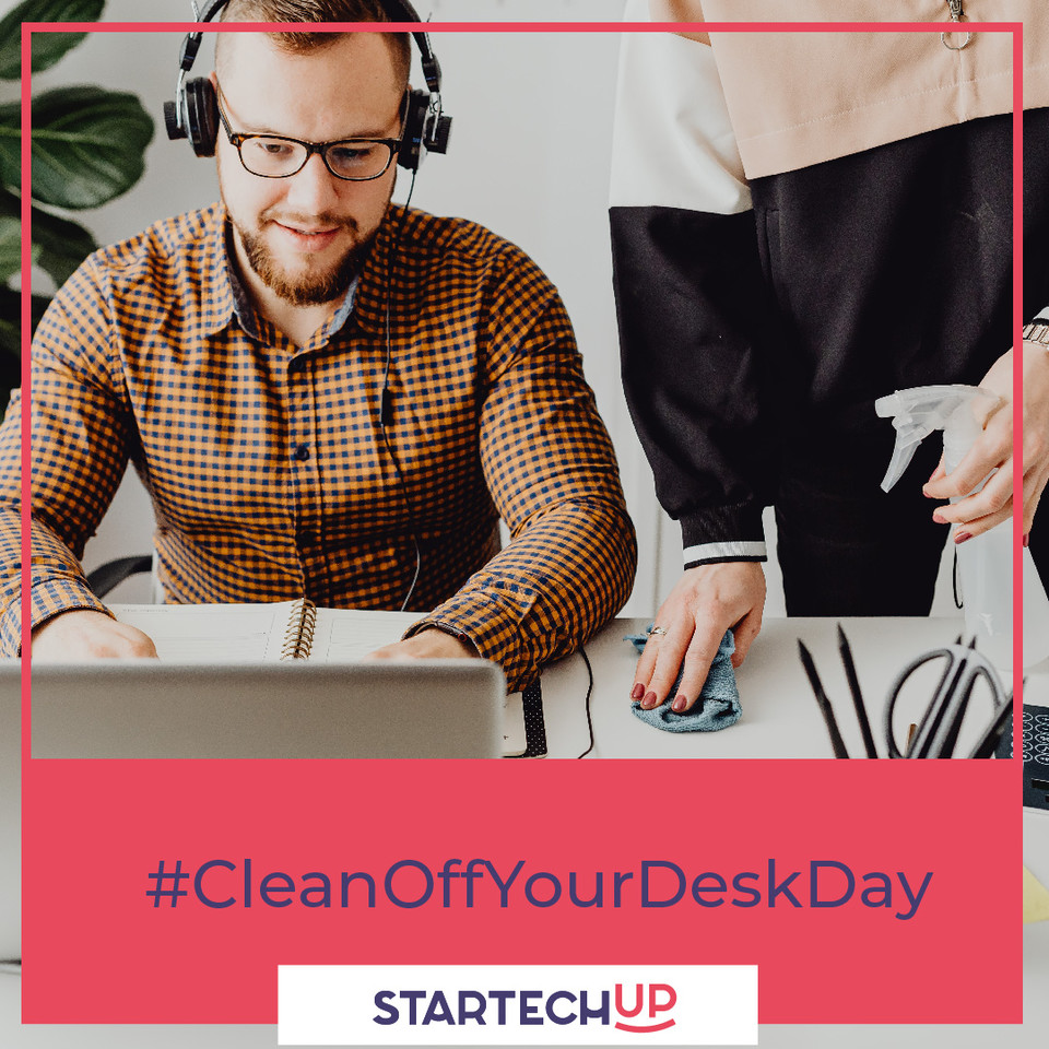 StarTechUp's tweet image. Take time to Marie Kondo your work area, even if your desk is now on your couch. #CleanYourDeskDay #startups #startechup
