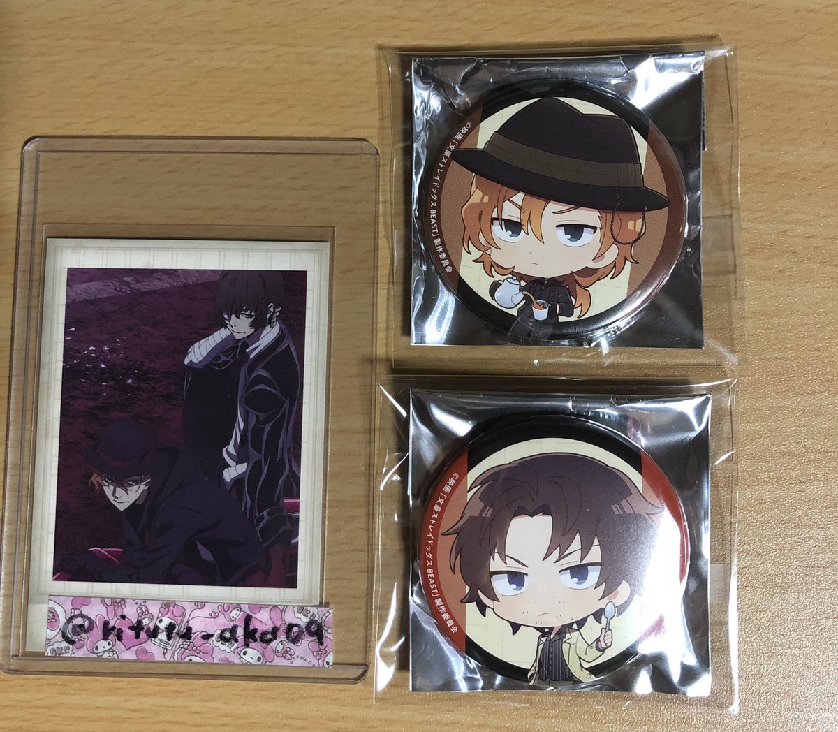 ritutu_aka09's tweet photo. 【交換】文ストBEAST アニカフェ 出張版 キッチンカー 缶バッジ
譲）なかはら おだ
求）同種だざい
郵送交換。お気軽にお声掛けください。 https://t.co/0lfiaMaPCq