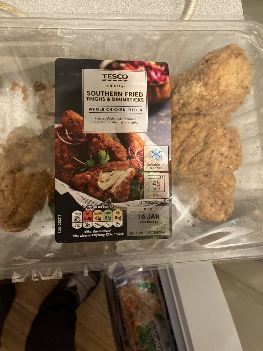 balooga17's tweet photo. @Tesco second time in a month we’ve ordered these online &amp; the website states 6+ days, but these go out of date today when they arrived yesterday. Can you please sort out the guys who pick the orders to check best before dates &amp; respect what’s is offered. This Happens too often https://t.co/E8M1A1Pn6j