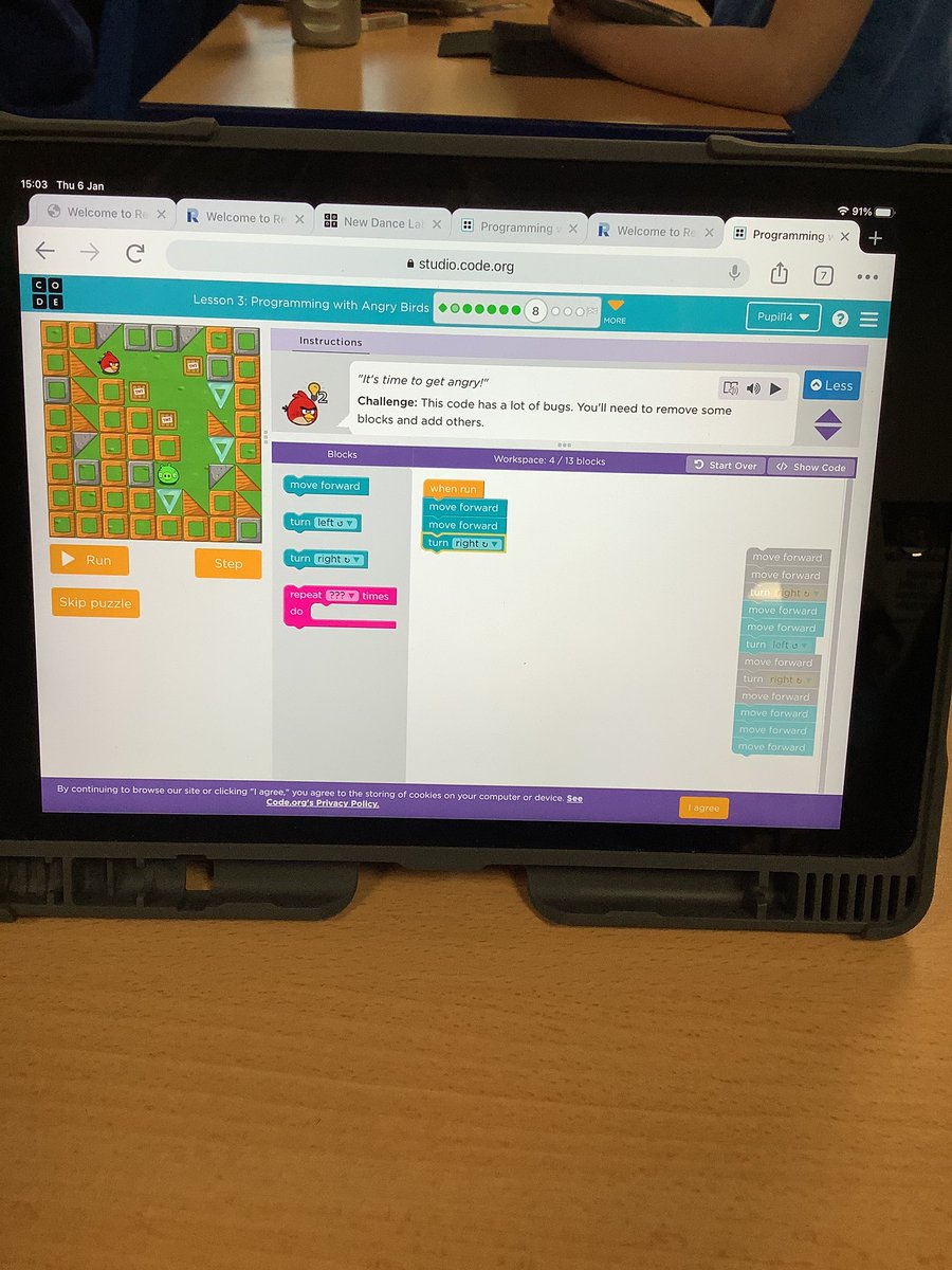 StAgnesY3's tweet image. Learning all about coding in computing on Friday #stagnescomputing