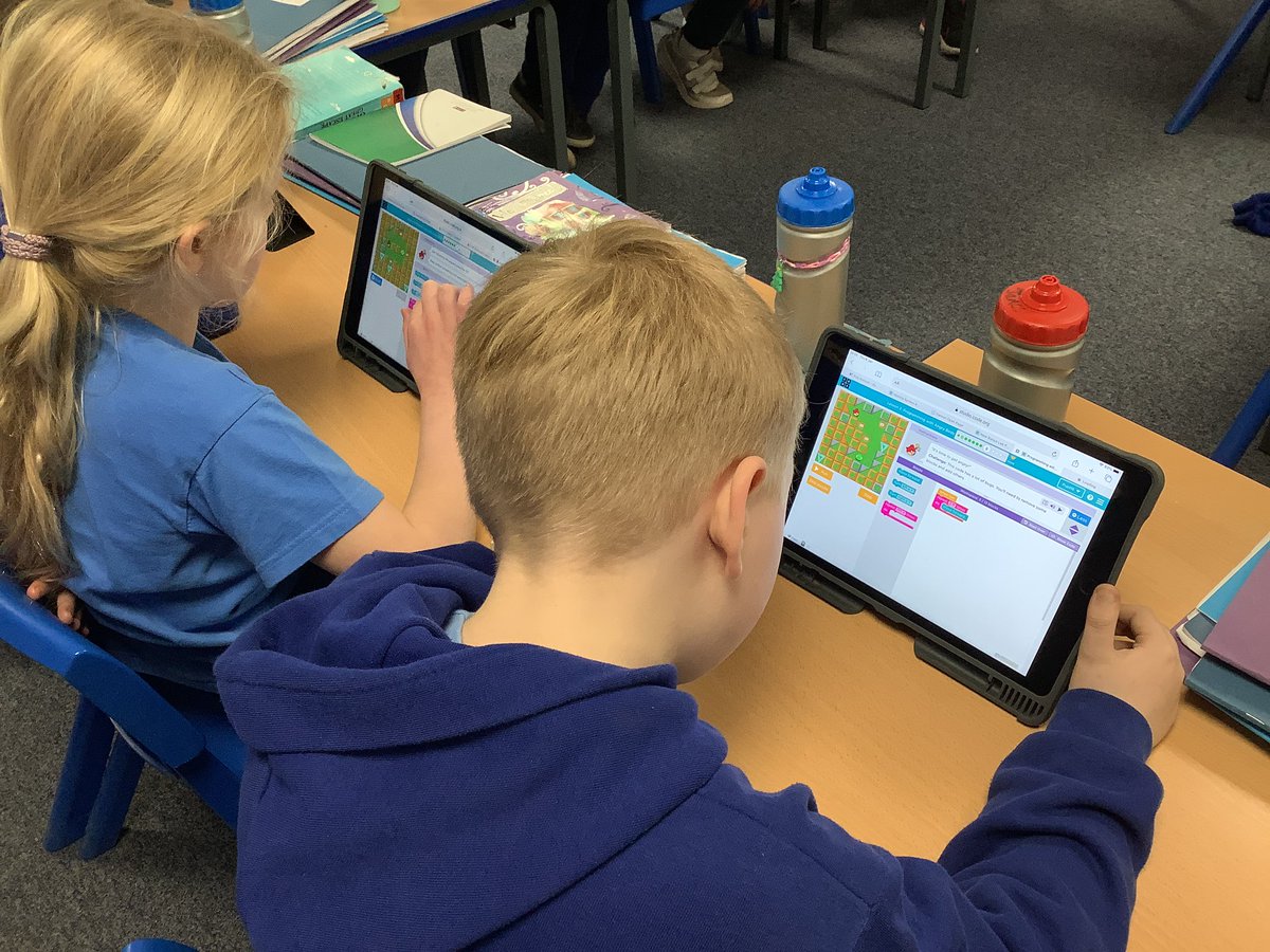 StAgnesY3's tweet image. Learning all about coding in computing on Friday #stagnescomputing