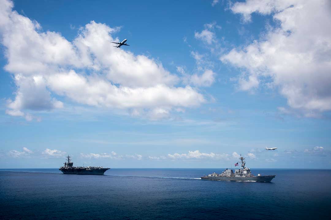 IPDefenseForum's tweet photo. 미국 및 오스트레일리아, 양자 간 훈련 실시 https://t.co/GcSaqnQUhC #IPDF #RAN #CSG1 #MilitaryExercise #IndoPacific #인도태평양 https://t.co/D6C6lc7oEP