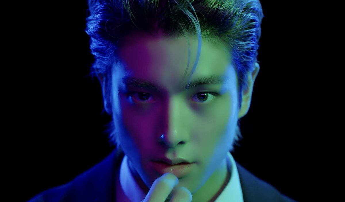 ปังมากวูบแบบไม่กลับแล้ว😭😭 แมสมาก แมสแน่!!
#ENHYPEN      #DIMENSION_ANSWER     #BLESSED_CURSED