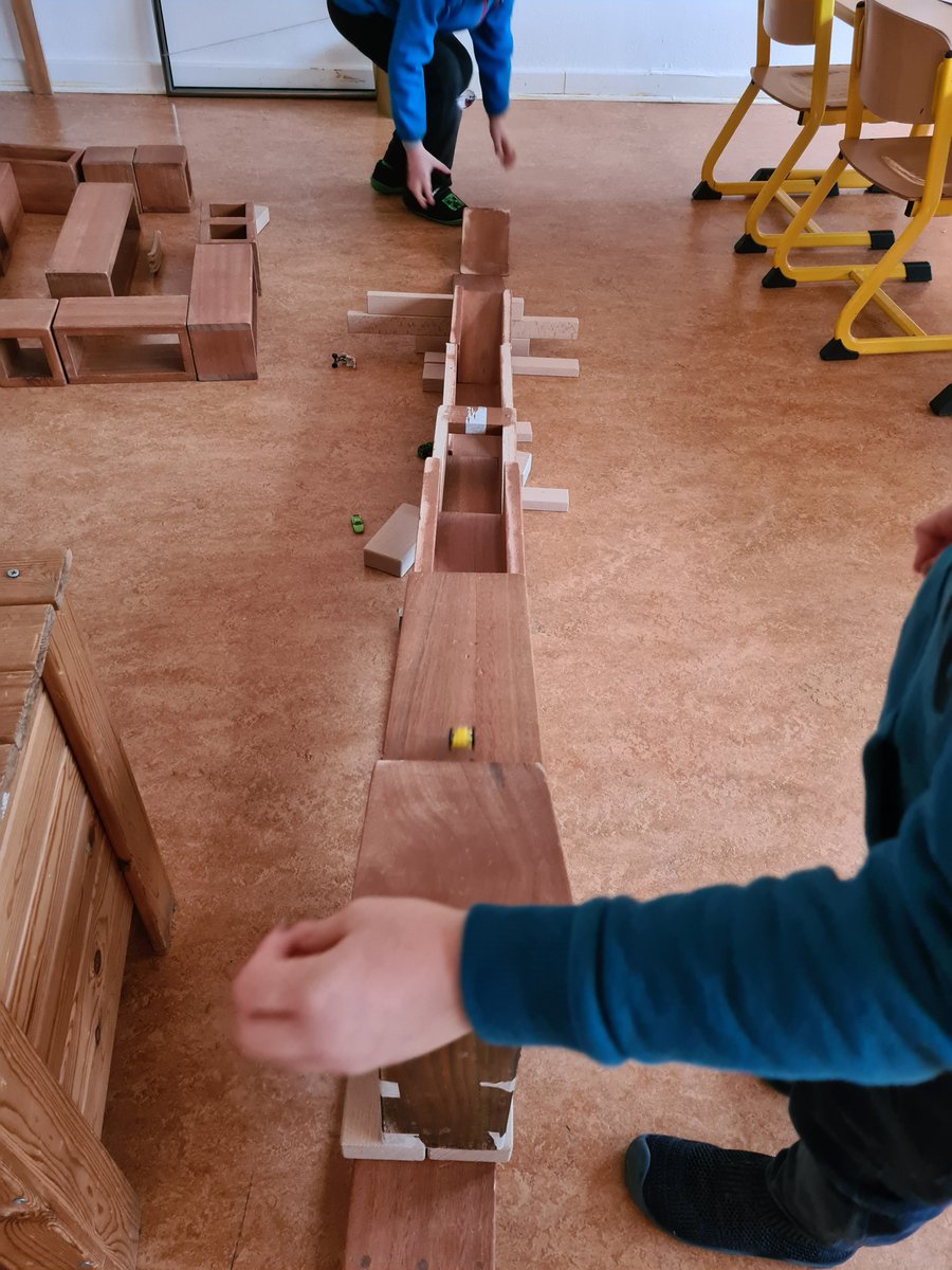 asheames tweet media