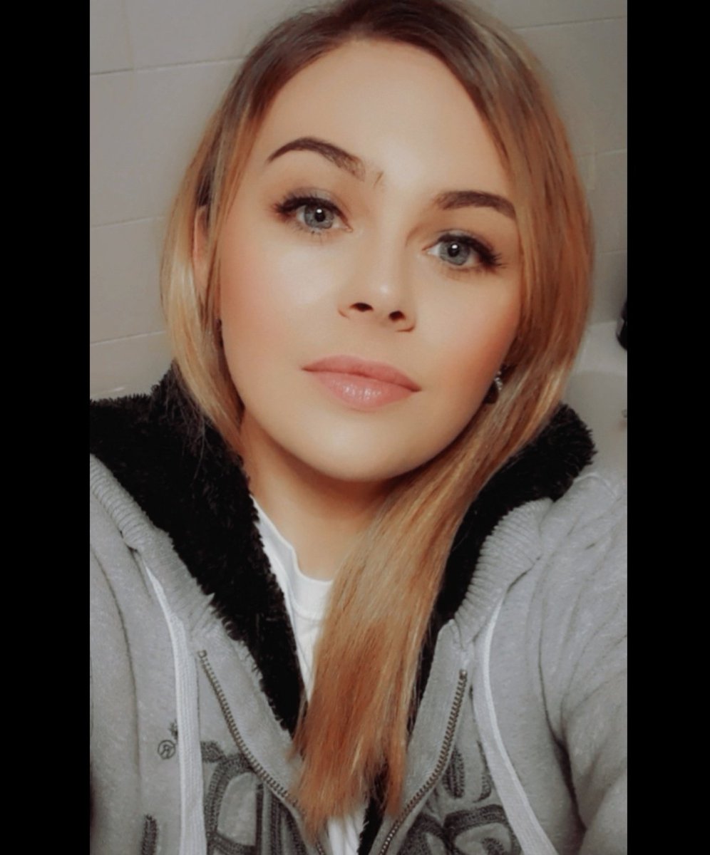 sweetexotics's tweet image. Hoodie day 🥶