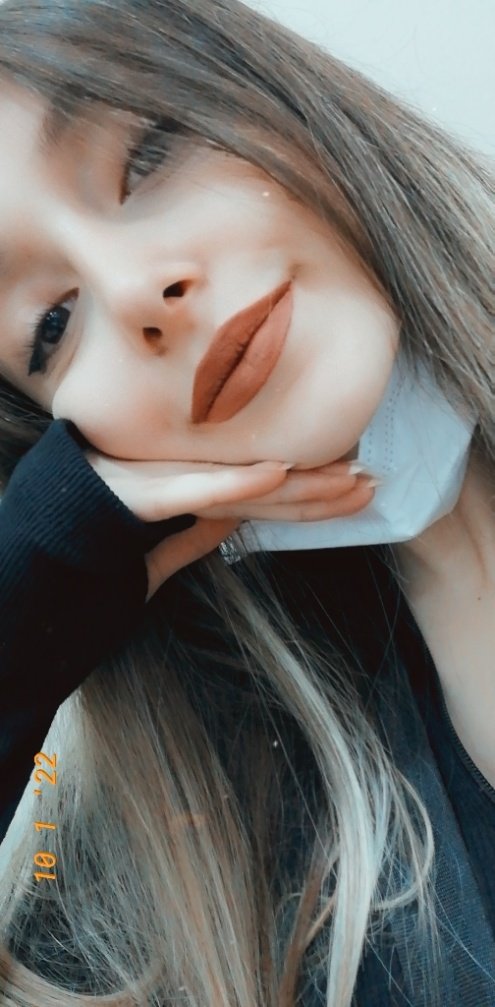 Kuaför saçımı övünce jskshkshzk