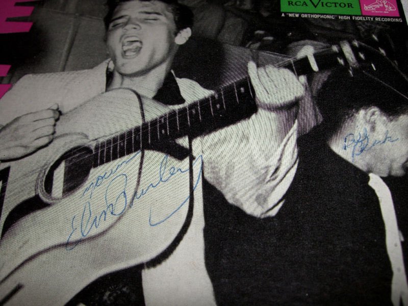 valuable-autographs tweet media