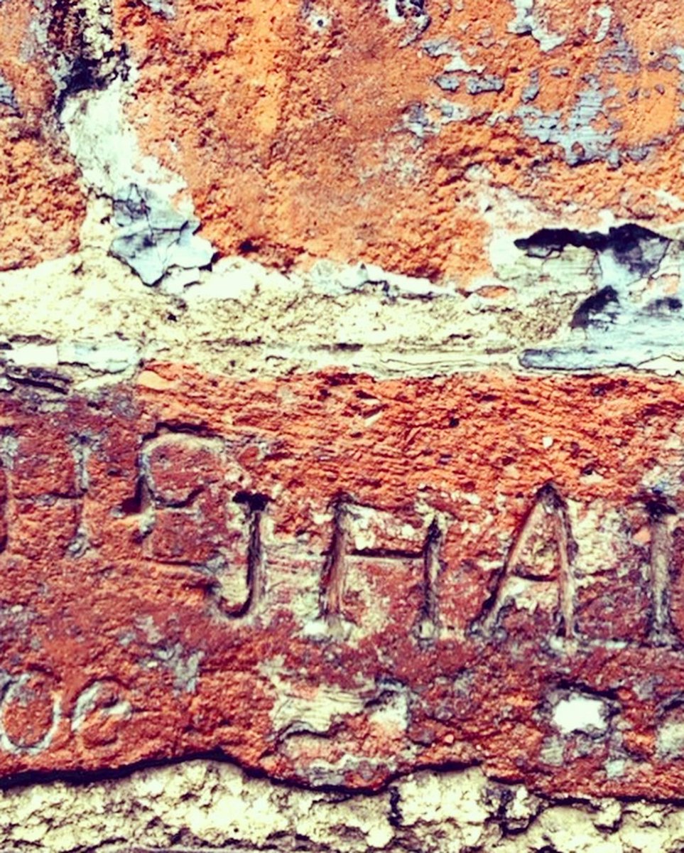 JusticeMuseum's tweet image. Have you spotted any messages or marks scratched into brick walls? Why do you think people left them?

Tag #WrittenInBrick to be included in our #ProjectLab which is inspired by the marks left in our historic prison exercise yard

Coproduced with #poet David Stickman Higgins