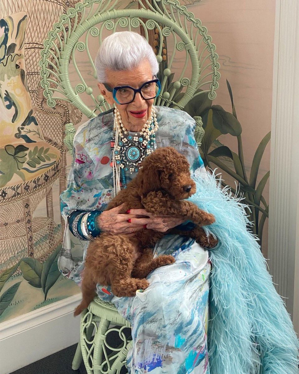 Emotions like joy that come from above
Exemplified in puppy love!!! 🐾🐶❤️