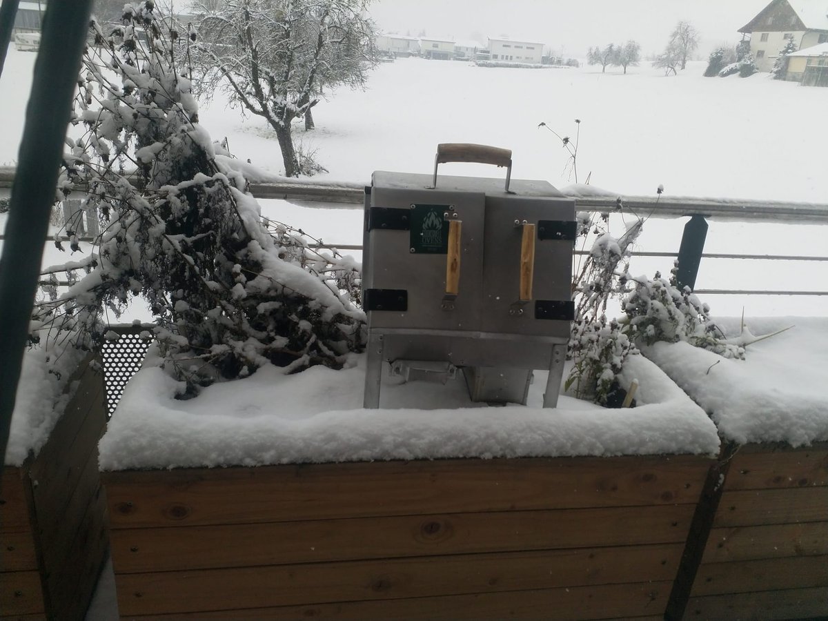 cookswelljikos's tweet photo. Annnd today is another #Cookswell jiko geography quiz!
Where in the world is this little oven braving the depths of winter?
First correct answer wins a free bag of charcoal and some tree #seedballs! https://t.co/ldOBJWZOV9