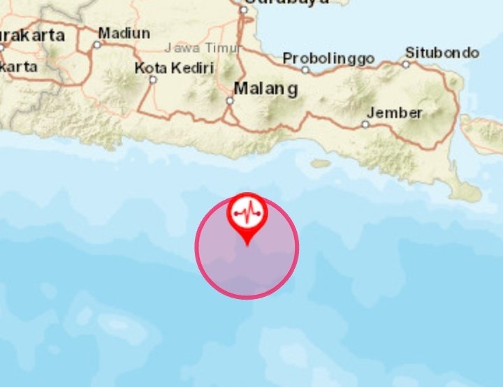 Gempa dirasakan mag:4.9 Selatan Malang. 10 Jan 2022 17:28 WIB. Kedalaman:10km