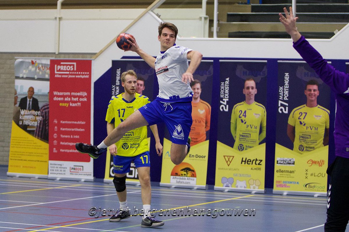 Verassende nederlaag voor Hellas!

Lees de artikelen van Peter Lotman en Haagse Topsport Tribune op onze website:  hvhellas.nl/zwarte-dag-voo…

📸 JetFotografie