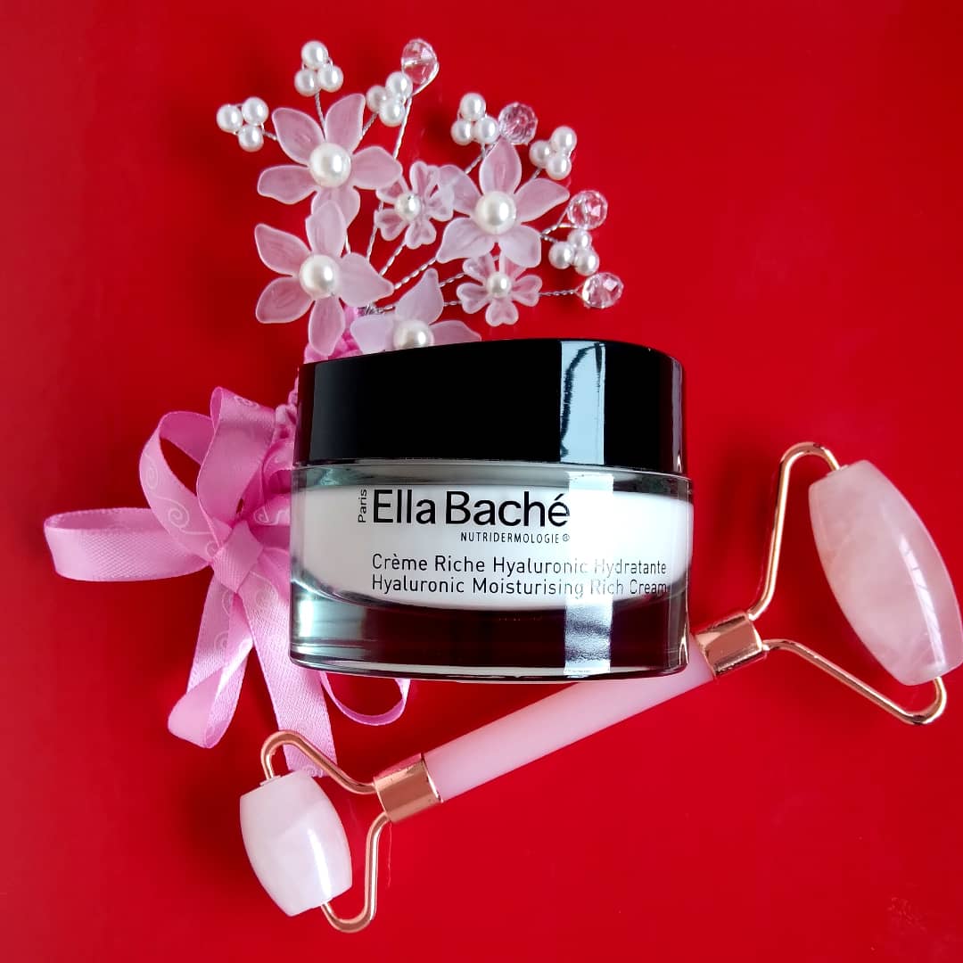 Giulia784's tweet photo. Merci beaucoup @trustbeautycrew et @EllaBacheParis pour cette magnifique découverte ❤️ je reviens dans quelques jours pour donner mon avis �� #trustbeautycrew #ellabacheparis #testauthentique https://t.co/t0A1kUlgEi