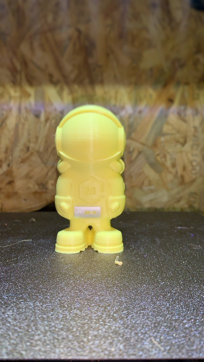 Benchy3D's tweet photo. --> Day 9 <--
#LemonDrop
#PLA
#PrintWithSmile
#Benchy
#CaribouPrusa 
via @Cults3D and @MatterHackers and @Phil_A_Ment 

https://t.co/KMiuZ9x7kx https://t.co/cwCskt76lA