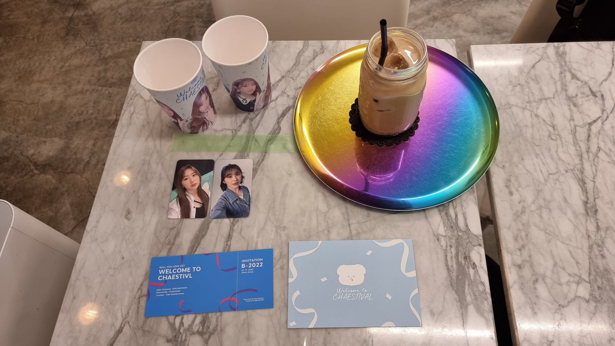 LightIZone's tweet photo. #한겨울에_피어난_채스티벌
채연이로 예쁘게 꾸며주셔서 감사합니다. 어머님의 깜짝 방문까지 있으셨던 행복한 날이 되었어요! 언제나 밝게 빛나며 멋지고 예쁜 모습 보여주는 채연이의 생일을 축하해😀!!♡ https://t.co/peOLNbhqLA
