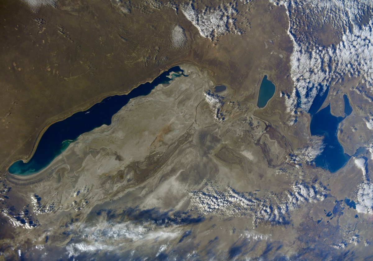 As you may have understood, this is the #AralSea...

The Aral is called a sea because of its former size, but in fact, the Aral Sea is now a lake. It is an undrained salty sea formed by several Aral lakes. In Turkic languages, the name of the lake means ‘island’.