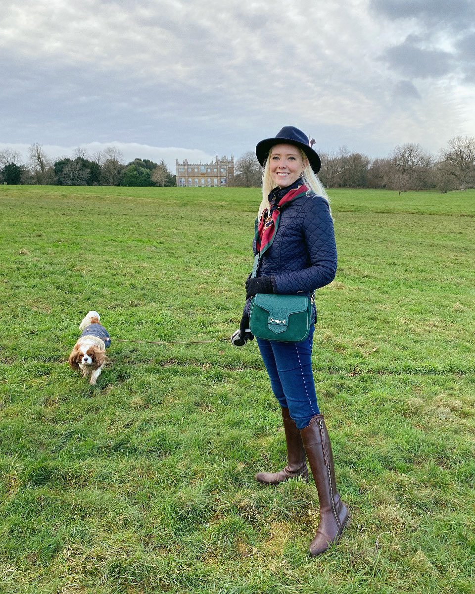 Yesterday’s blissful Sunday walk in Corsham <a href="/VisitWiltshire/">VisitWiltshire</a> with Clemmie 🐶 wearing country clothing 🇬🇧 <a href="/Joulesclothing/">Joules</a> &amp; <a href="/FairfaxFavor/">FAIRFAX & FAVOR</a> #wiltshire #Countryside #walking
