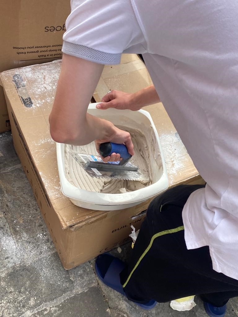 It’s that time of year where everyone is freshening up and getting those jobs done around the house! Here’s one of our Young People learning a new life skill and he’s absolutely smashing it! (if we do say so ourselves!)