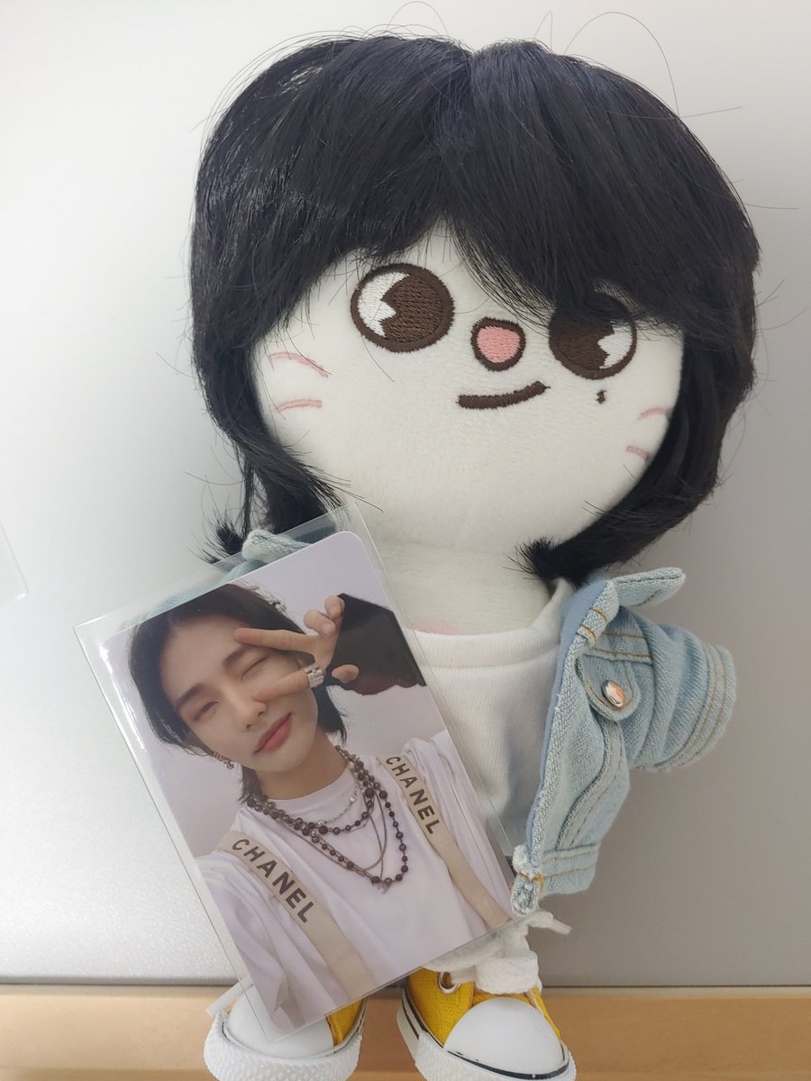 suika_bean's tweet photo. 콩순이 가발 쓴 지니렛🙈🙈
스키즈 서가대 가즈아아아

#서가대굿즈대상 #스트레이키즈 https://t.co/tVRjYdz8zd
