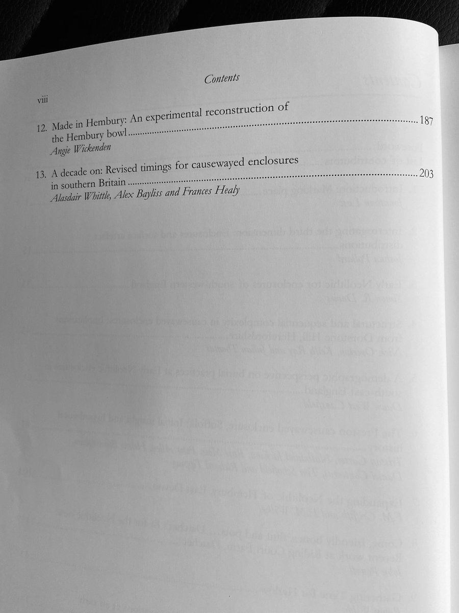 DawnCansfield's tweet image. Excited to receive this in today’s post (publications are like buses sometimes, it seems!) #Neolithic #archaeology #enclosures #causewayedenclosures