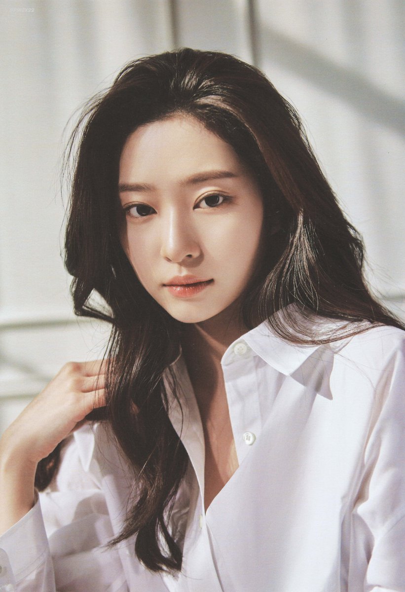 SCAN | ภาพมินจูจากโฟโต้บุ๊ค [PRO MEMORIA]

– SET 1  🤍