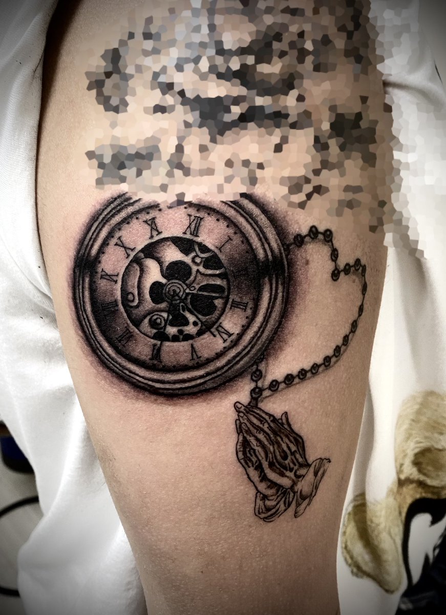 RYU02223031's tweet photo. .
.
.
#tattoo #tattooist #tattooartist  #tattoodesign #oldschooltattoo #americantraditionaltattoo #tattooideas #tatt #tattooed #tattooing #tattoos #skinart #刺青 #タトゥー #彫り師見習い #彫師見習い #タトゥーモニター募集中 #タトゥーモニター募集 #タトゥーモニター #和彫り https://t.co/cHe3vXyxlx