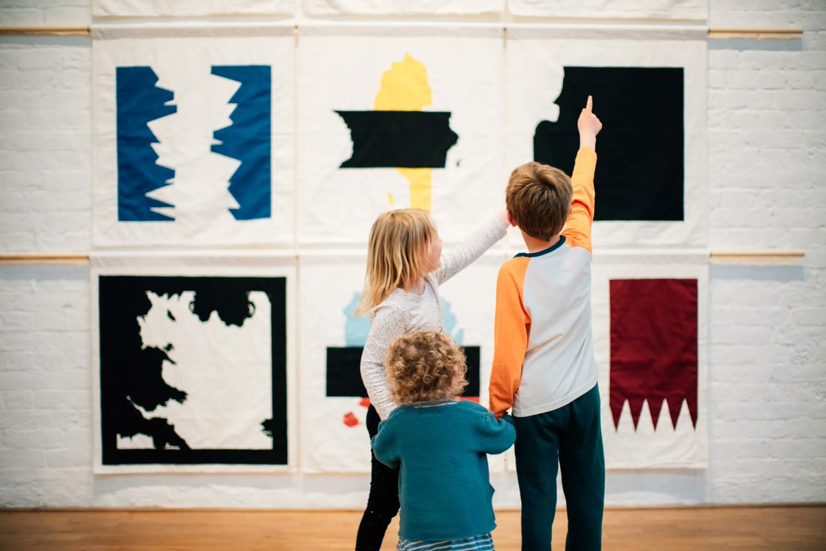 mao_gallery's tweet photo. This Saturday 15 January, join a fun &amp; friendly #FamilyTour of our current exhibition #AnishKapoor: Painting 🎨 🌈 

11am-12pm and 1-2pm. Book now: https://t.co/ssksRBhKvL @fantasticforfam @LittleOxplorers @ExperienceOx https://t.co/MLC0fGgiqg