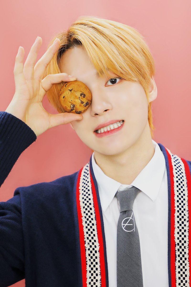 sywpics's tweet photo. epex mmt photos (cookies) without watermark/logo
#이펙스 https://t.co/PP7zotytH7