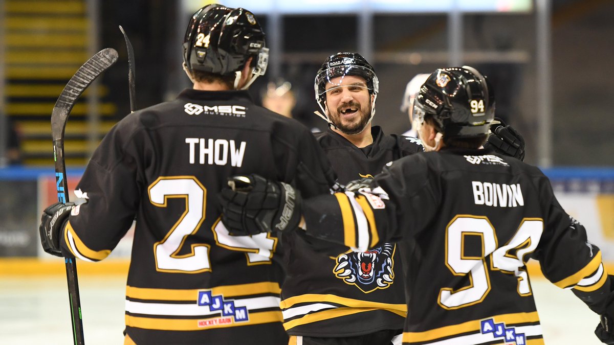 PanthersIHC's tweet image. Panthers up for the cup on Tuesday night! 😼

👉 bit.ly/3f5DRxc
