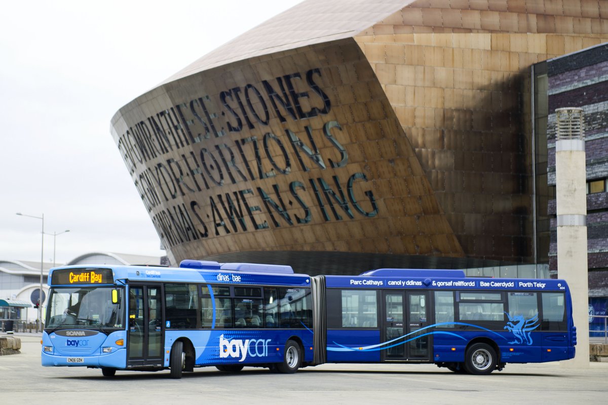 Cardiffbus's tweet photo. As we prepare to say farewell to our bendy buses, our friend, Andrew Wiltshire takes a look at their time in our Capital City.  Read the article here 👉 https://t.co/mE3jkBwxwo https://t.co/xrmKq6zJHT