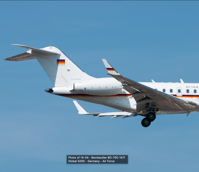 TheSnoopySnoop's tweet photo. #GAF689 #BD700 #GermanAirForce
14+04 #3F7B3C
Training today out of #Koln #Bonn #Germany over #Bordeaux #France & #Cardiff #UK
#haveglass #planespotting #AvGeek #milair https://t.co/5rzEhW0eov