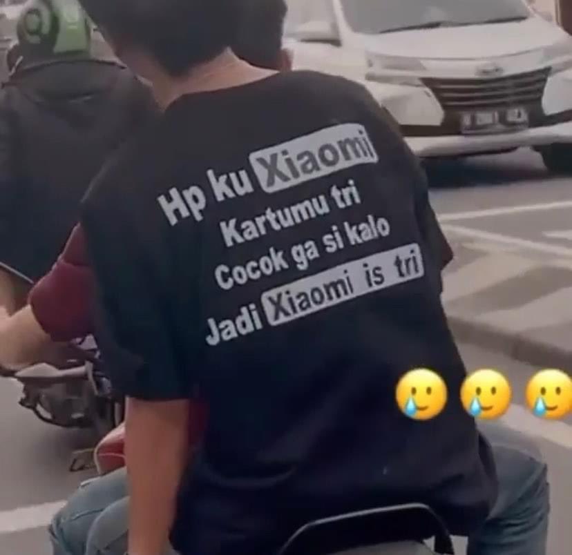 Yang kartunya tri hp nya siomi mana suaranya