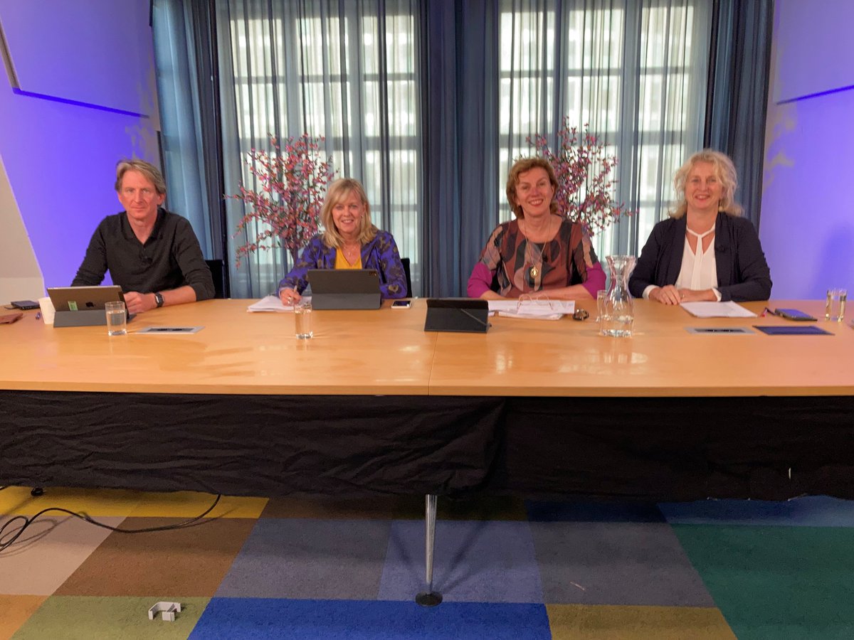 Negen deelnemers van het Informatieberaad Zorg (IB) staan expliciet genoemd in de Skipr 99. Dat is een lijst met meest invloedrijke personen in de zorg in Nederland. Overigens linken praktisch alle namen in deze lijst aan een of meerdere deelnemers v/h IB bit.ly/3zHC3E8