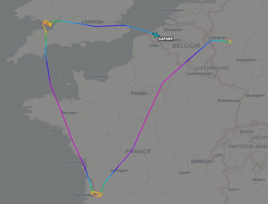 TheSnoopySnoop's tweet photo. #GAF689 #BD700 #GermanAirForce
14+04 #3F7B3C
Training today out of #Koln #Bonn #Germany over #Bordeaux #France & #Cardiff #UK
#haveglass #planespotting #AvGeek #milair https://t.co/5rzEhW0eov