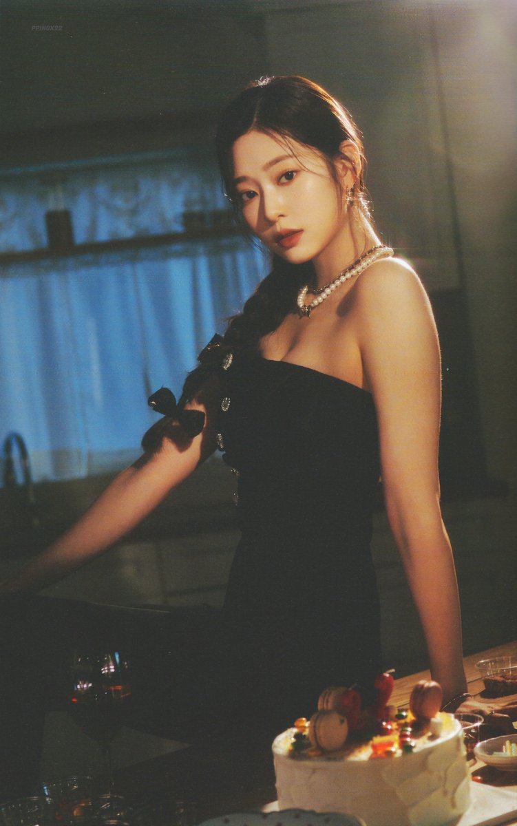 SCAN | ภาพมินจูจากโฟโต้บุ๊ค [PRO MEMORIA]

– SET 6 🍷