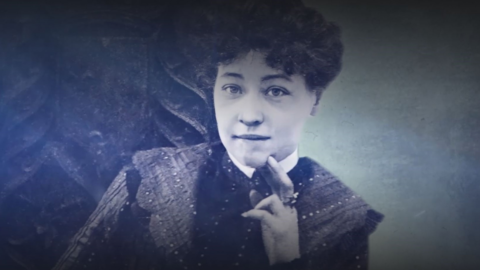 LeCNC's tweet photo. Le documentaire "Alice Guy - L'inconnue du 7e art" rend ses lettres de noblesse à la pionnière du cinéma
Disponible sur @ARTEfr, ce documentaire de @valerieurrea et Nathalie Masduraud conte l'histoire de cette grande oubliée de l'histoire du cinéma.
https://t.co/uBVJOHMbUU https://t.co/CfHFtaPhnG