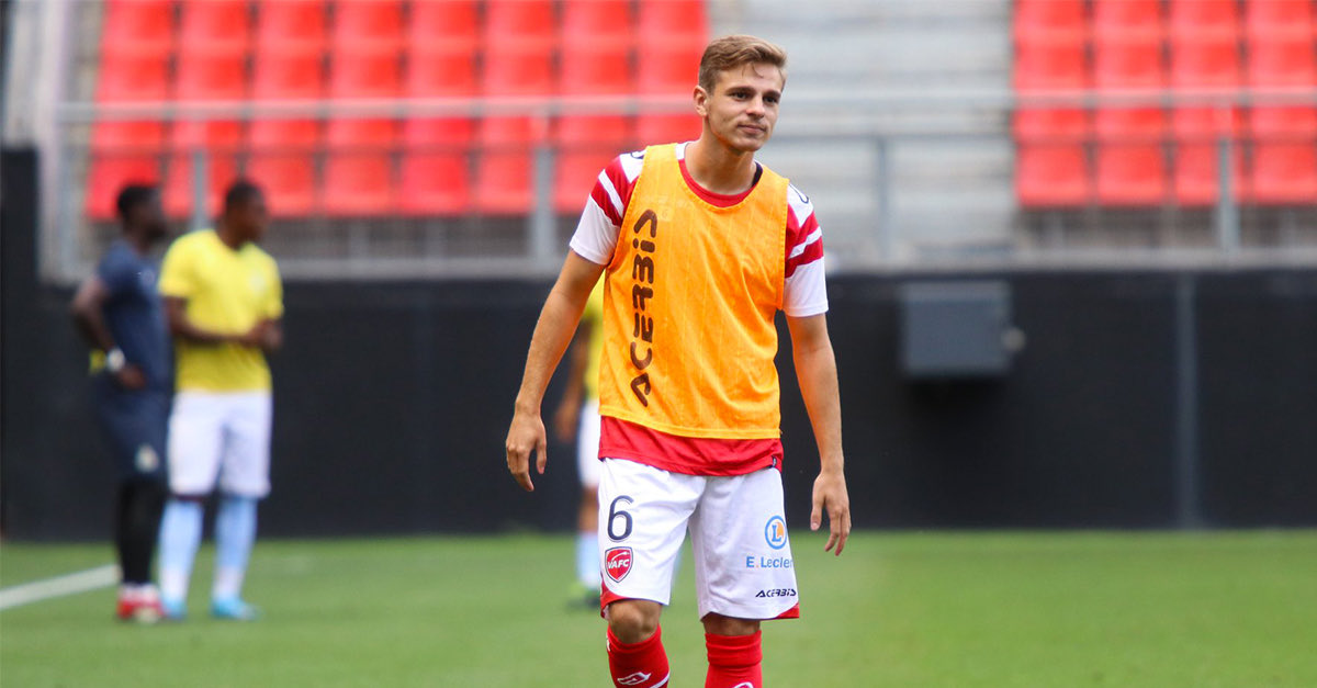SystemFoot's tweet photo. [#Mercato🔄] Cinq joueurs pourraient quitter #Valenciennes cet hiver !

Il s’agit d’Arsène #Elogo, Gaëtan #Arib, Maxime #SpanoRahou, Sessi #DAlmeida et Aly #Abeid. https://t.co/uzSCFZ4T5I