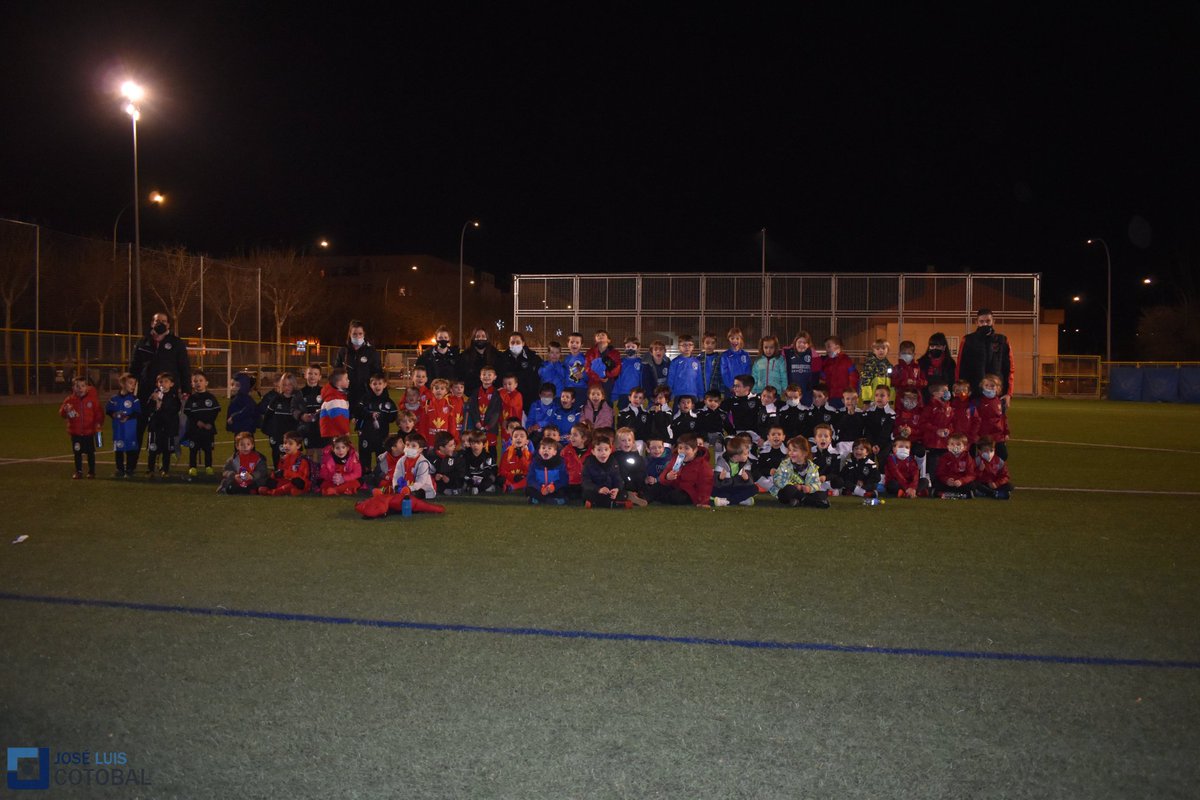 cdribert's tweet photo. 😃 Vuelve la competición para la mayoría de los equipos de la #CDRibertBase esta fin de semana

A disfrutar de la vuelta a los campos y con máximo cuidado TODOS 🙌

📸 @joseluisatletim del "II Torneo Navideño de Chupetines" 

#YoSoydelRibert #VamosEquipo #CDRibert https://t.co/nfDFPNsLwN