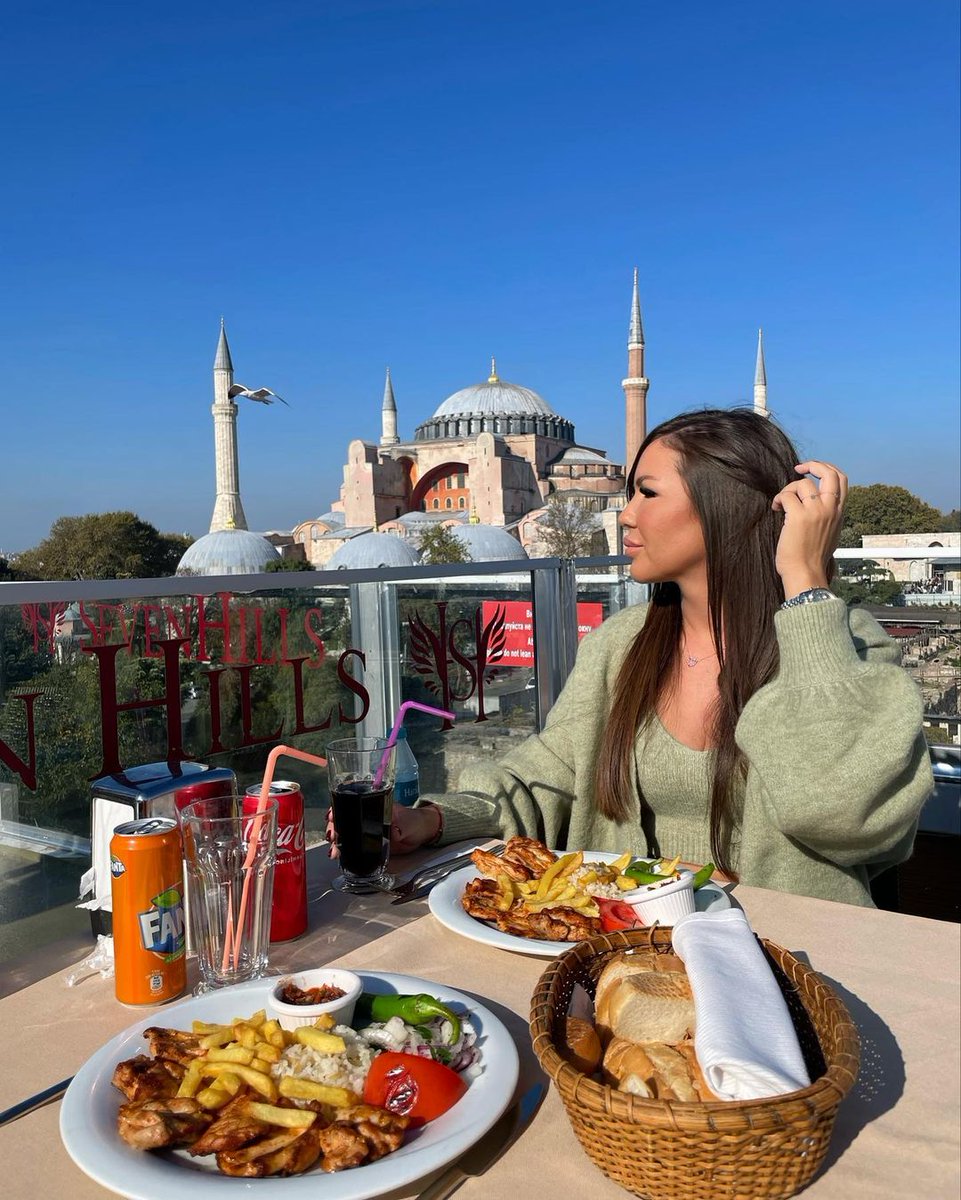 Hop2 Travel tweet media