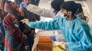 jmdnewsflash's tweet image. #NewDelhi 
24 घंटे के भीतर दिल्ली में 19166 केस आए, 17 लोगों की मौत 
प्रदेश में अब संक्रमण दर 25% पर पहुंच गई है
सक्रिय मामले बढ़कर 39873 हो गए हैं 
#Infection #ACTIVECASE
@AyushmanNHA @CMODelhi @WHO