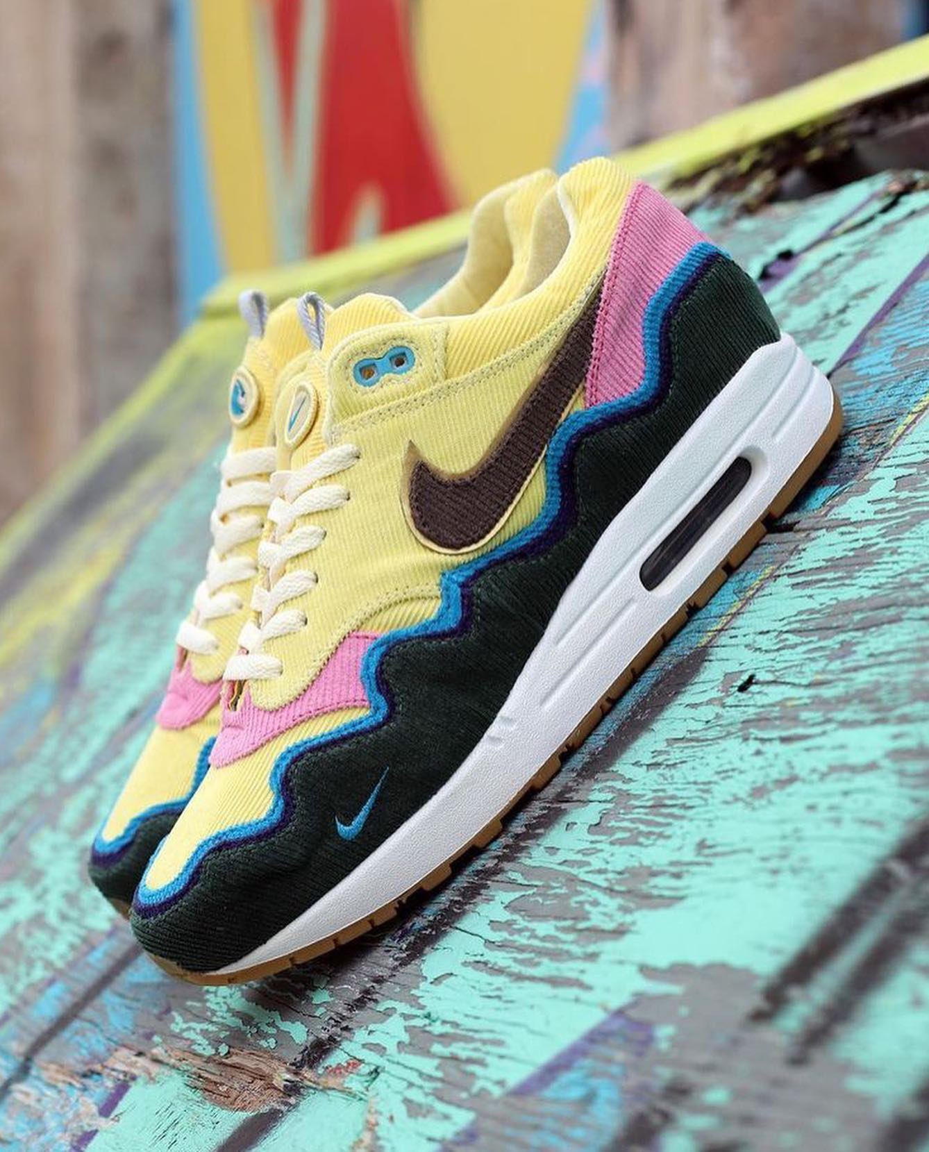 FitThemAll on X: Custom Nike Air Max 1 X Patta « The Wave » 🌊 Inspiration  Sean Wotherspoon 🍭  / X