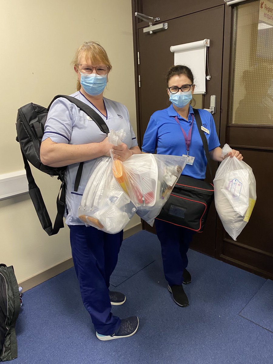 Day #1 of Ayrshire and Arran’s Hospital at Home service 👏🏻👏🏻 A good day for our community. Although Sharon & @MaryannMcewen keenly await speedy delivery of the kit bags 😂 Onwards!! @NHSaaa @HazelNMAHPDir @CRLAN63 @GrahamEllis247 @Crawfordmcguff3 @LeanneM100 @LeonaWa14816005