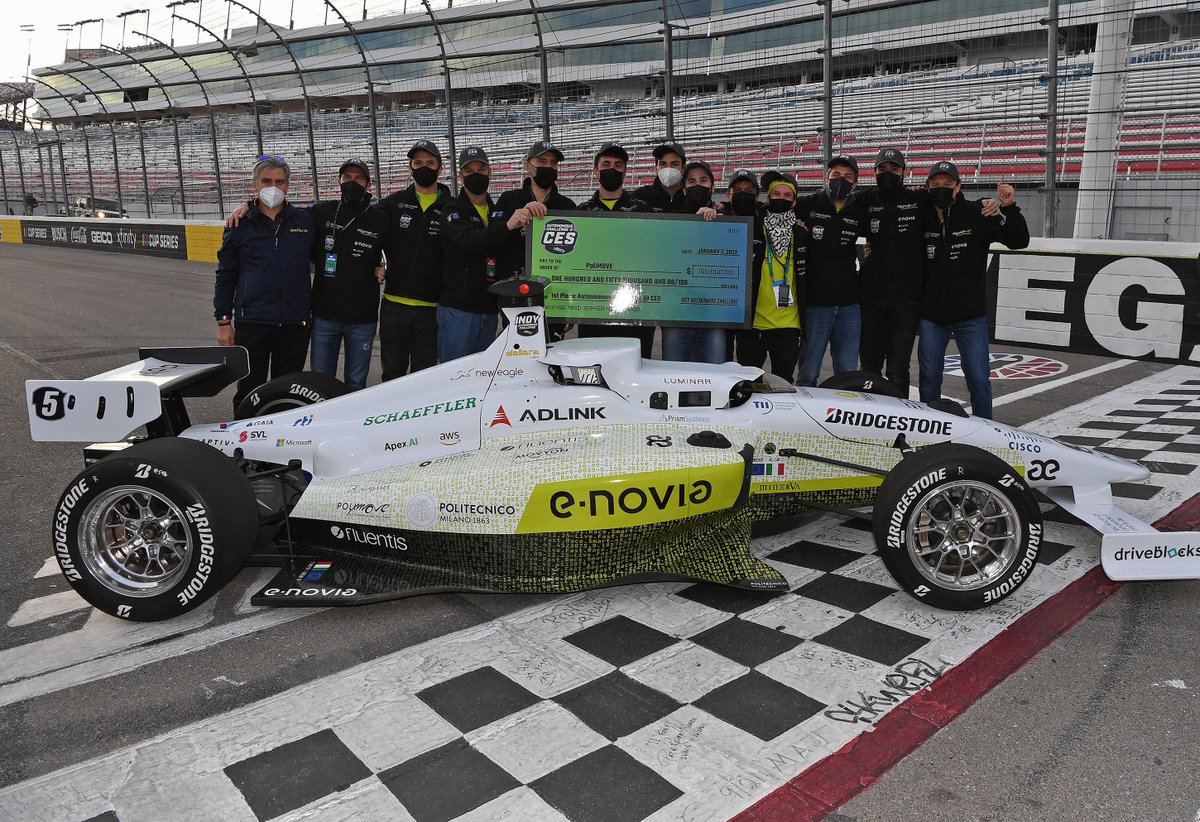 Valenciacars1's tweet image. #PoliMOVE gana el #AutonomousChallenge en #CES2022 haciendo historia
bit.ly/3HUpsAb