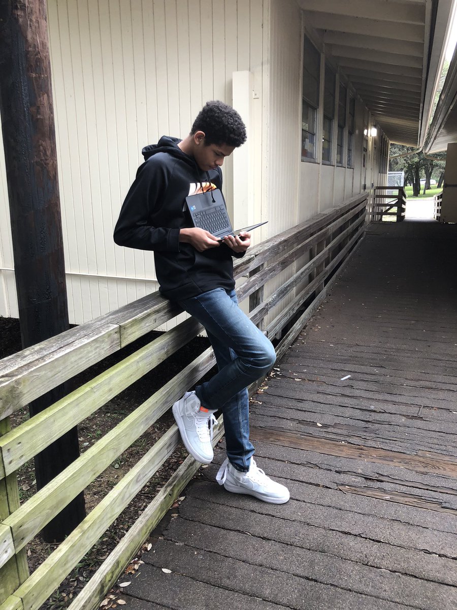 HistoryWithRoth's tweet photo. You love to see it. And he’s always been a great STUDENT athlete. https://t.co/kYkw0tBXoZ