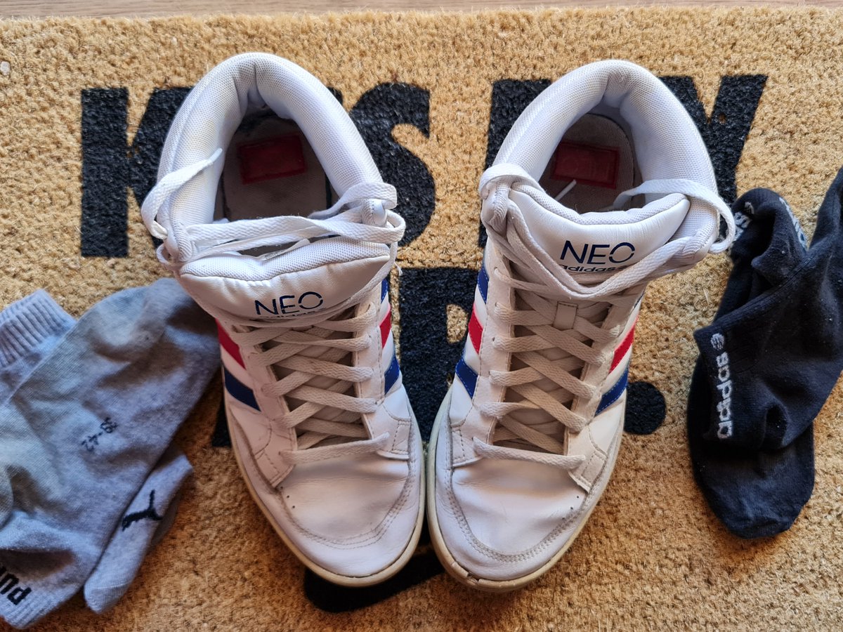 SNKRB17CH's tweet photo. [GUEST] Adidas Neo /// Tony
>>> INTRODUCING: The Tony Adidas Neo 😍
More Pics on #SneakerBase
https://t.co/CyTFaKfUBf https://t.co/I9fZBP8kuy